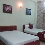 Lusa Guesthouse